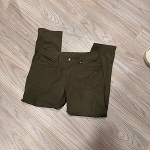 lululemon athletica Men's ABC Pants - Olive Green